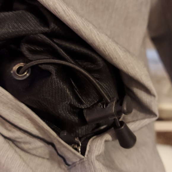 Walter Hagen Hydro Halt pullover windbreaker - Picture 6 of 9